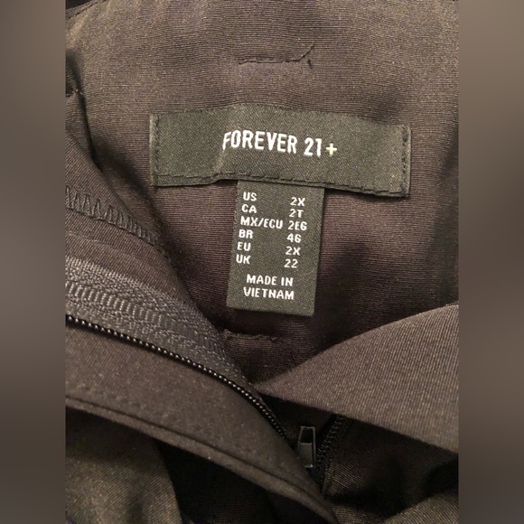 Forever 21 Plus Black Wide Leg Pants Size 2X - Picture 9 of 9